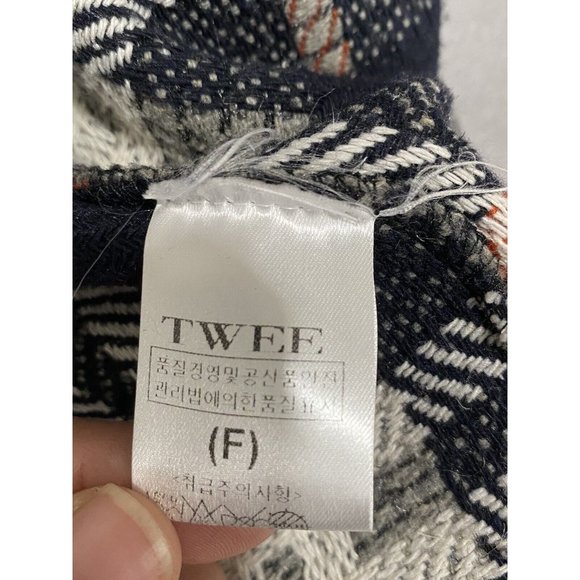 L.o.v.e Women’s Tartan Plaid Cardigan Gray Blue Sweater Size Small - Picture 8 of 10